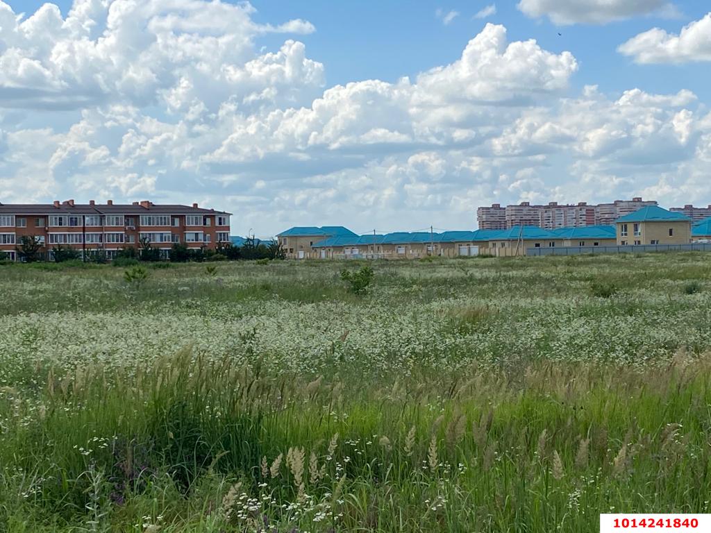 Фото №3: Земельный участок 7.43 сот. - Краснодар, Прикубанский внутригородской округ, Россинского, мкр. жилой комплекс Россинский Парк, ул. Командорская, 15/1