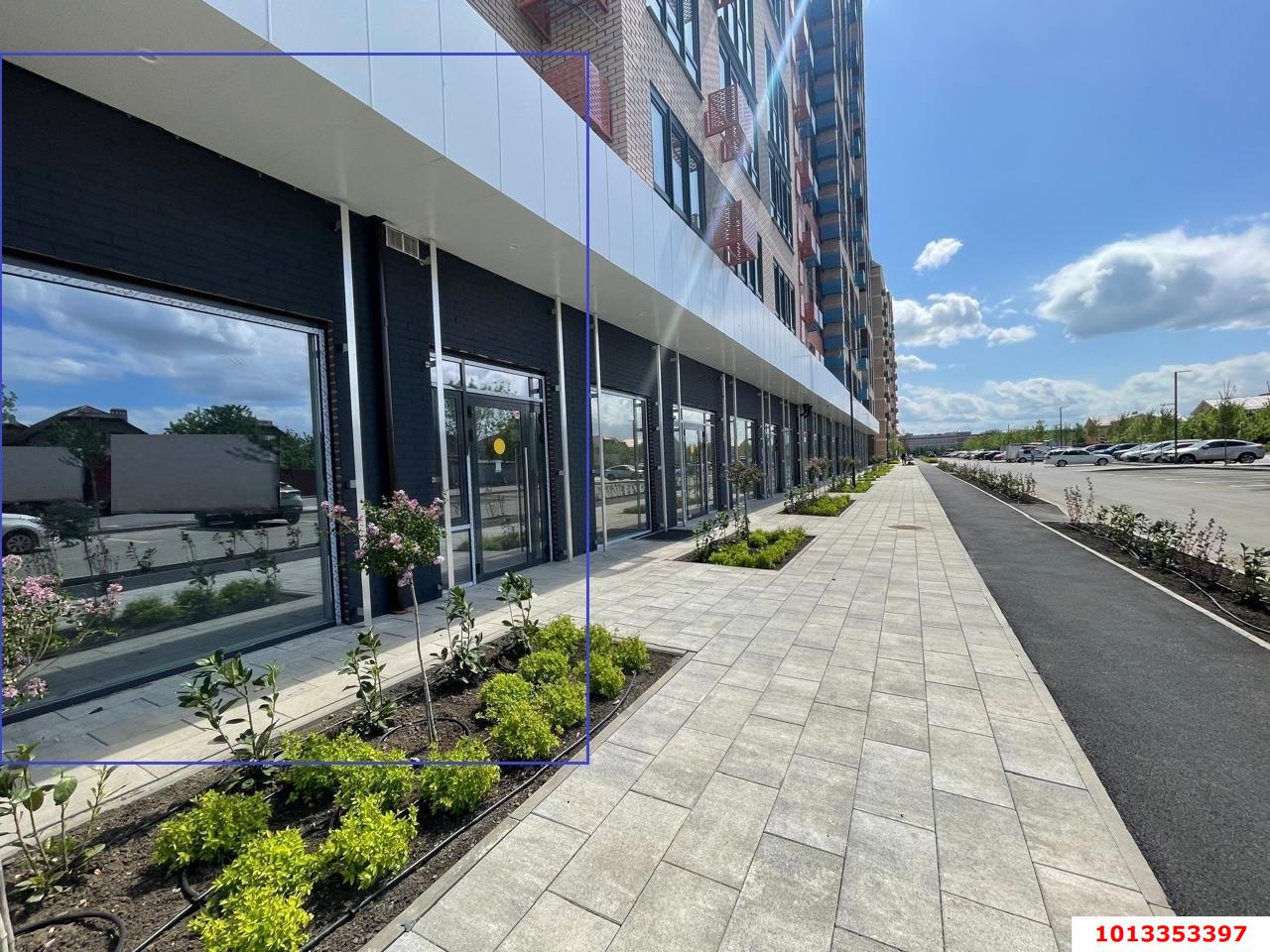 Фото №3: Коммерция 58 м² - Знаменский, Карасунский внутригородской округ, мкр. Родные Просторы, ул. Природная, 10Б