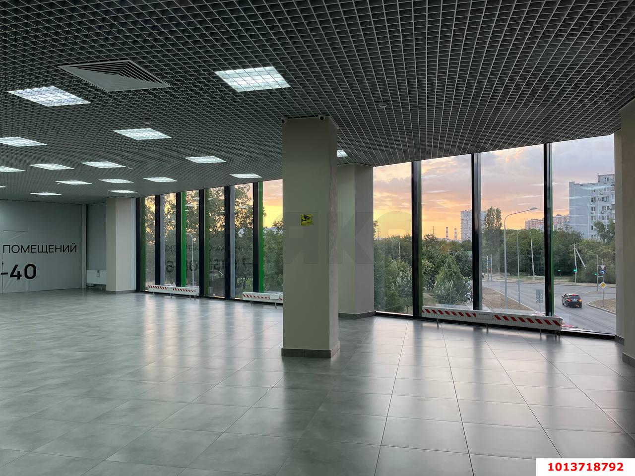 Фото №10: Коммерция 132 м² - Краснодар, Карасунский внутригородской округ, мкр. Почтовый, пр-кт имени писателя Знаменского, 2