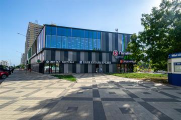 Фото №3: Коммерция 132 м² - Краснодар, мкр. Почтовый, пр-кт имени писателя Знаменского, 2