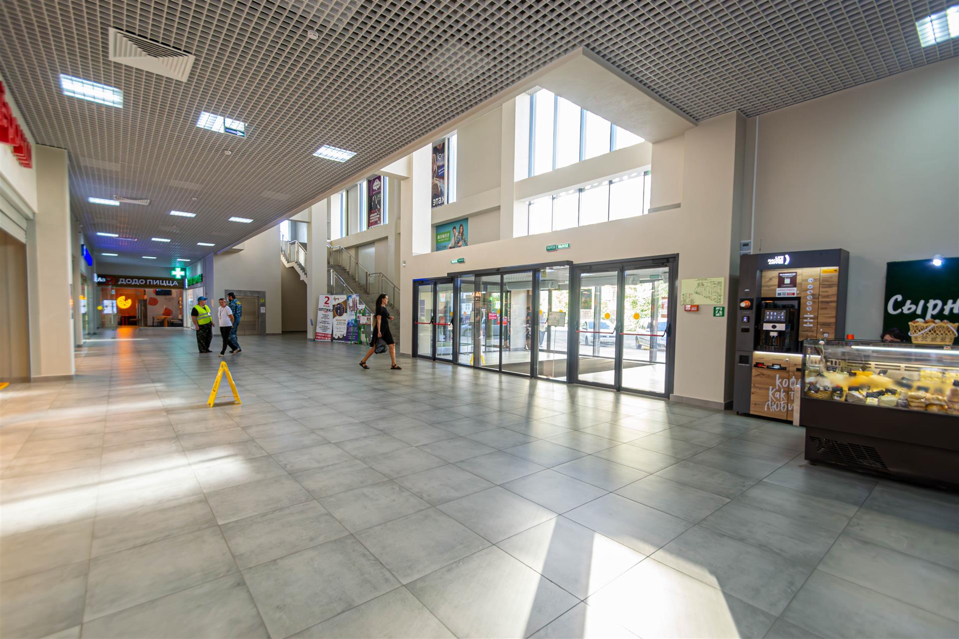 Фото №7: Коммерция 132 м² - Краснодар, Карасунский внутригородской округ, мкр. Почтовый, пр-кт имени писателя Знаменского, 2