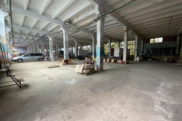 Фото №2: Торговое помещение 5000 м² - Майкоп, мкр. Центр, ул. Жуковского, 31/1