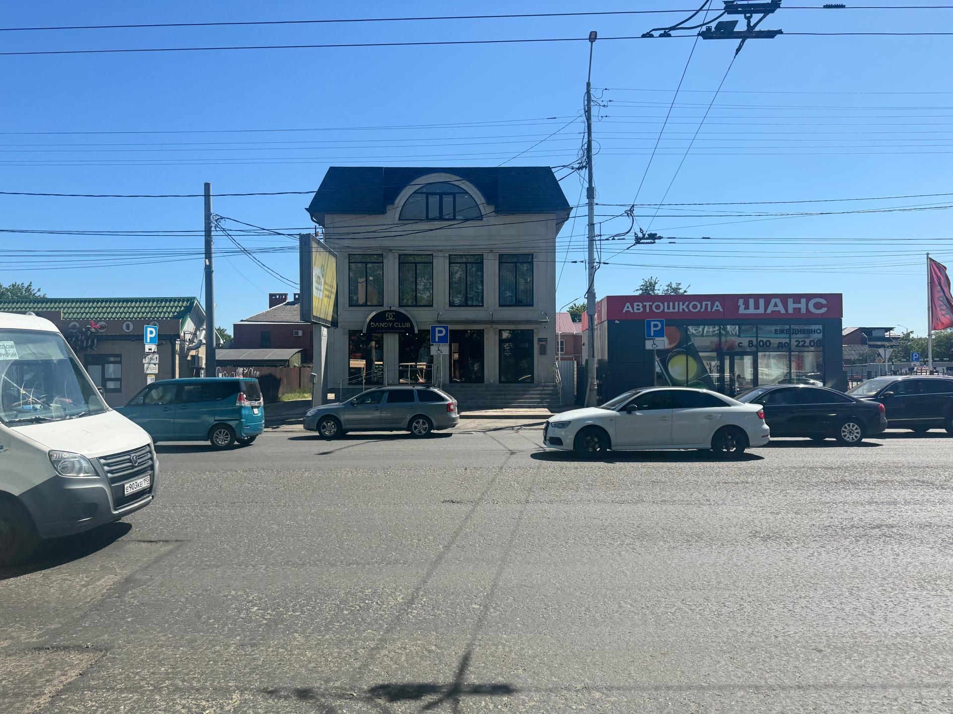 Фото №1: Коммерция 130 м² - Краснодар, Центральный внутригородской округ, мкр. Покровка, ул. Северная, 528А