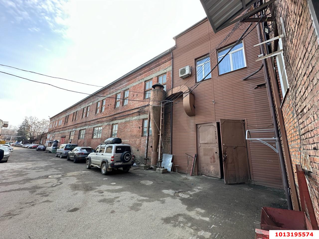 Фото №1: Коммерция 1000 м² - Краснодар, ул. Московская, 69/11