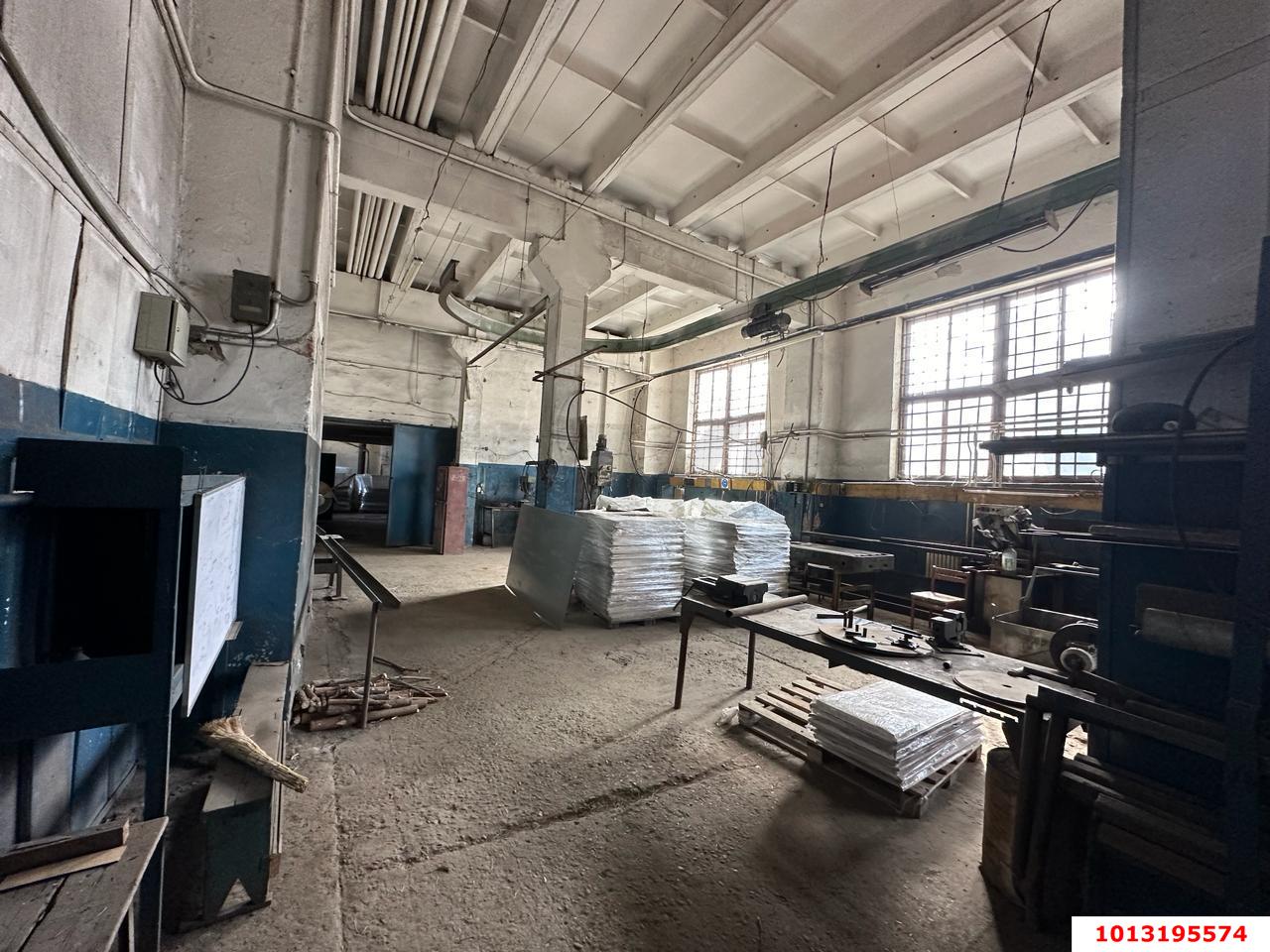 Фото №5: Коммерция 1000 м² - Краснодар, ул. Московская, 69/11