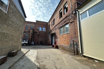 Фото №2: Производственное помещение 1000 м² - Краснодар, мкр. Завод Измерительных Приборов, ул. Московская, 69/11