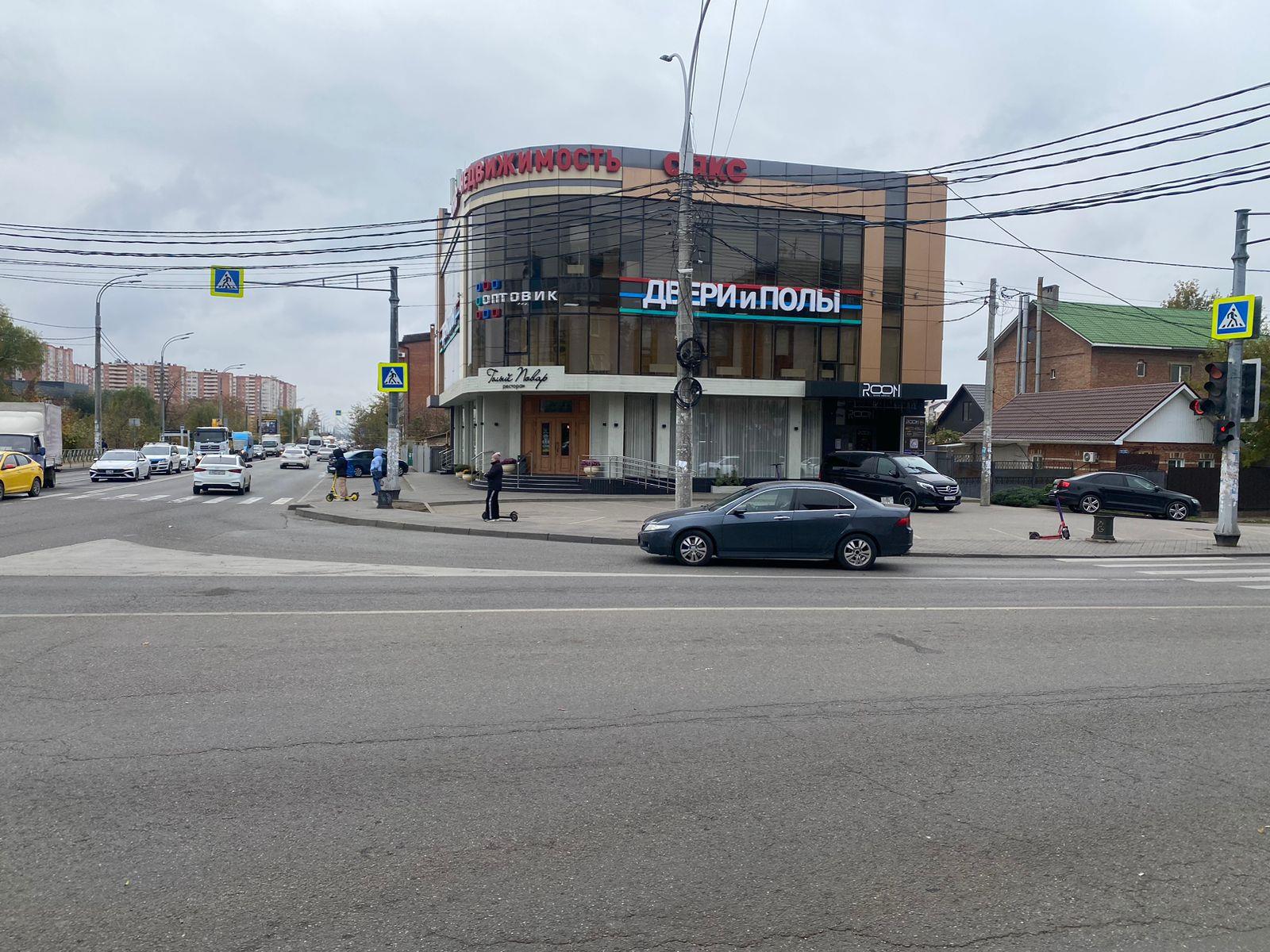 Фото №3: Коммерция 189 м² - Краснодар, ул. имени 40-летия Победы, 168