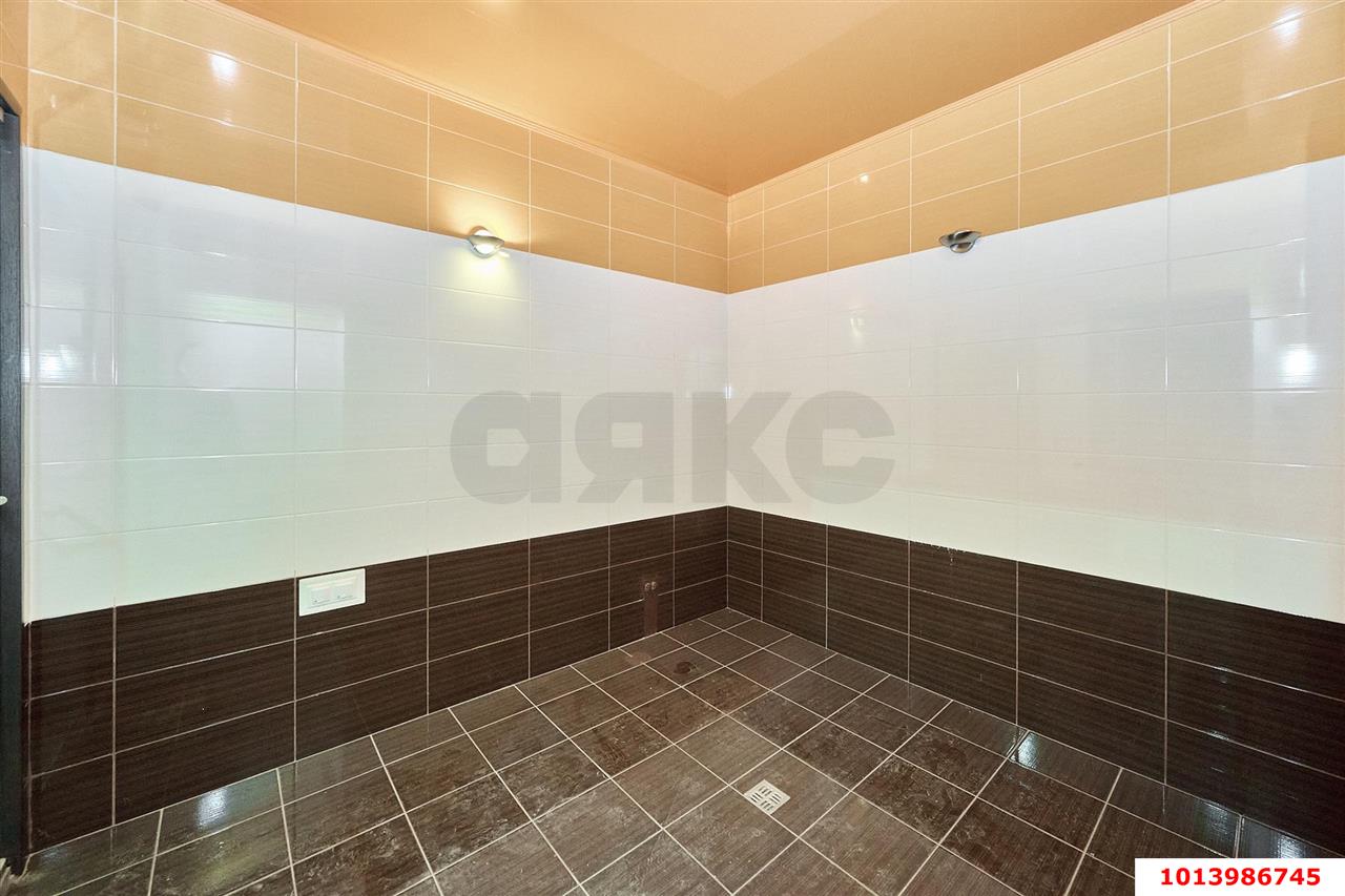 Фото №17: Торговое помещение 290 м² - Краснодар, Сельскохозяйственный Институт, ул. Алма-Атинская, 148