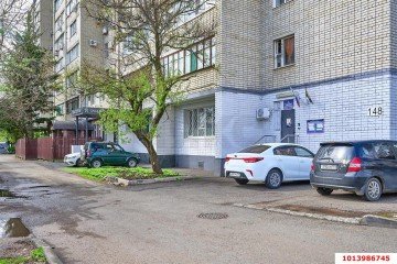 Фото №1: Торговое помещение 290 м² - Краснодар, мкр. Сельскохозяйственный Институт, ул. Алма-Атинская, 148