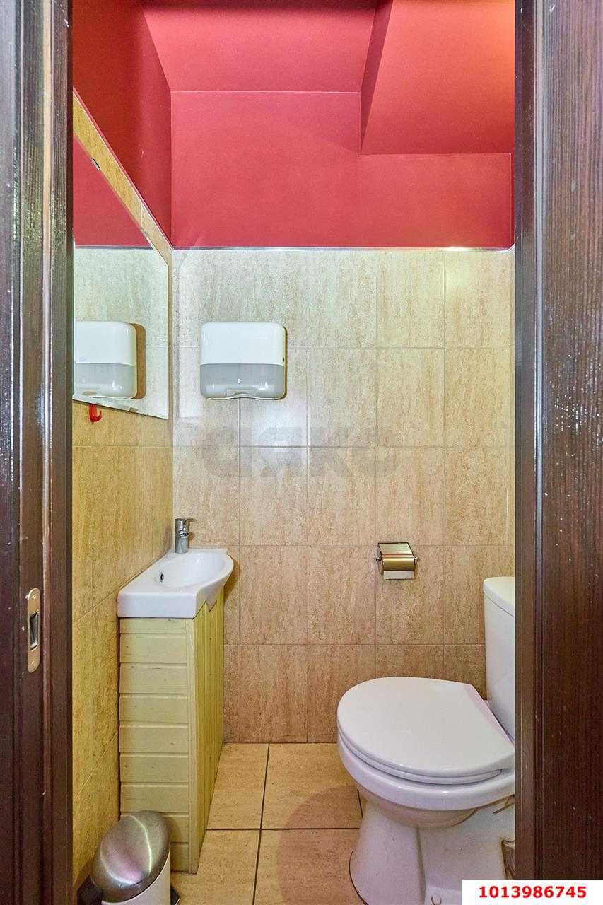 Фото №48: Торговое помещение 290 м² - Краснодар, Сельскохозяйственный Институт, ул. Алма-Атинская, 148
