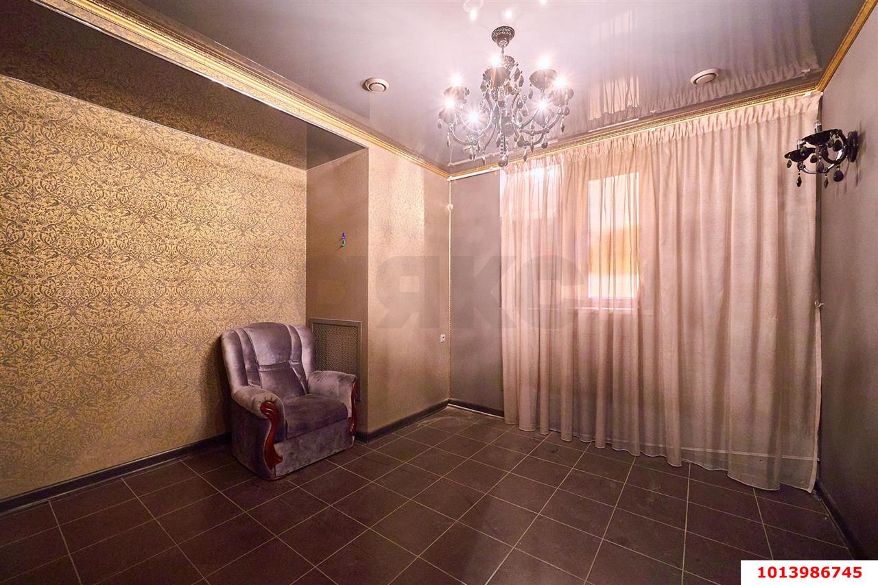 Фото №19: Торговое помещение 290 м² - Краснодар, Сельскохозяйственный Институт, ул. Алма-Атинская, 148