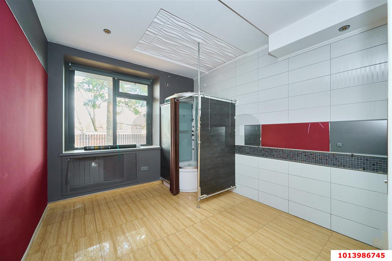 Фото №35: Торговое помещение 290 м² - Краснодар, Сельскохозяйственный Институт, ул. Алма-Атинская, 148