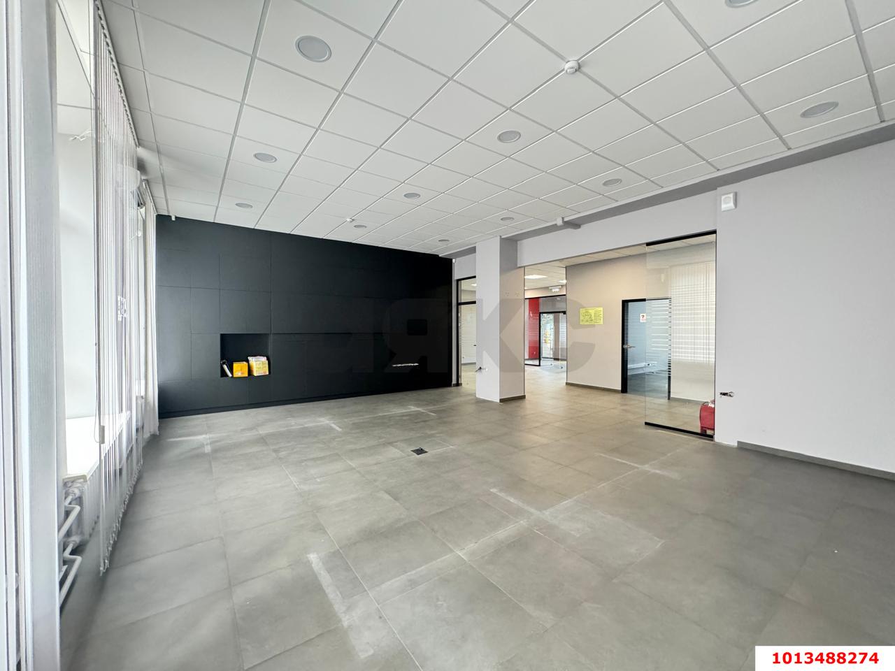 Фото №9: Торговое помещение 369 м² - Краснодар, Черёмушки, ул. Старокубанская, 114