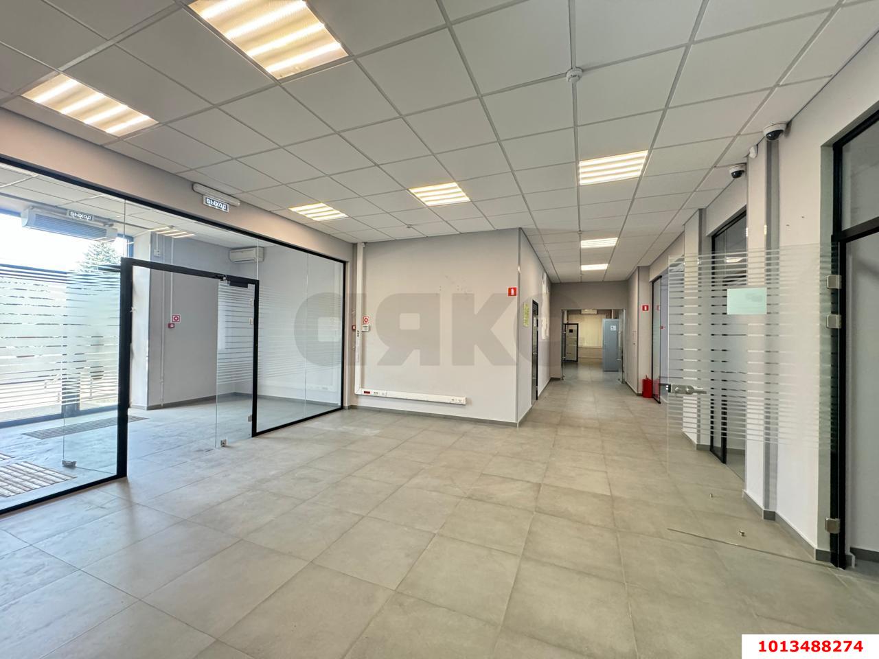 Фото №7: Торговое помещение 369 м² - Краснодар, Черёмушки, ул. Старокубанская, 114