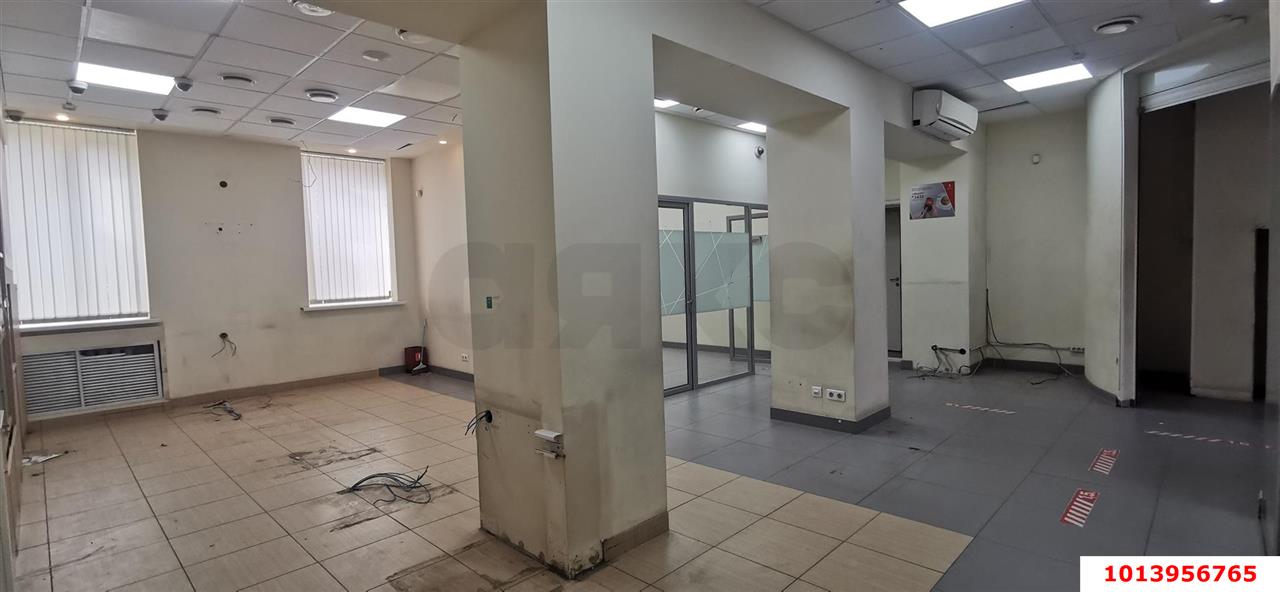 Фото №5: Торговое помещение 143 м² - Краснодар, Черёмушки, ул. Селезнёва, 134