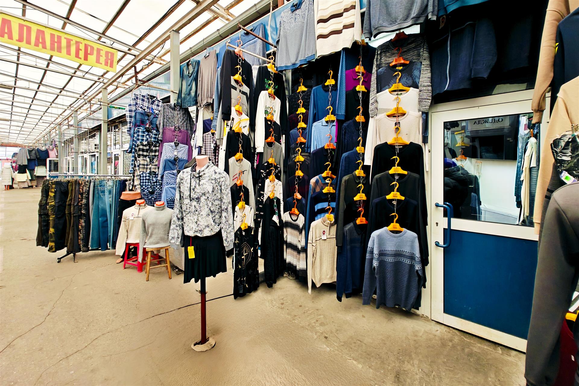 Фото №4: Коммерция 12 м² - Краснодар, Центральный внутригородской округ, мкр. Центральный, ул. Красноармейская, 62