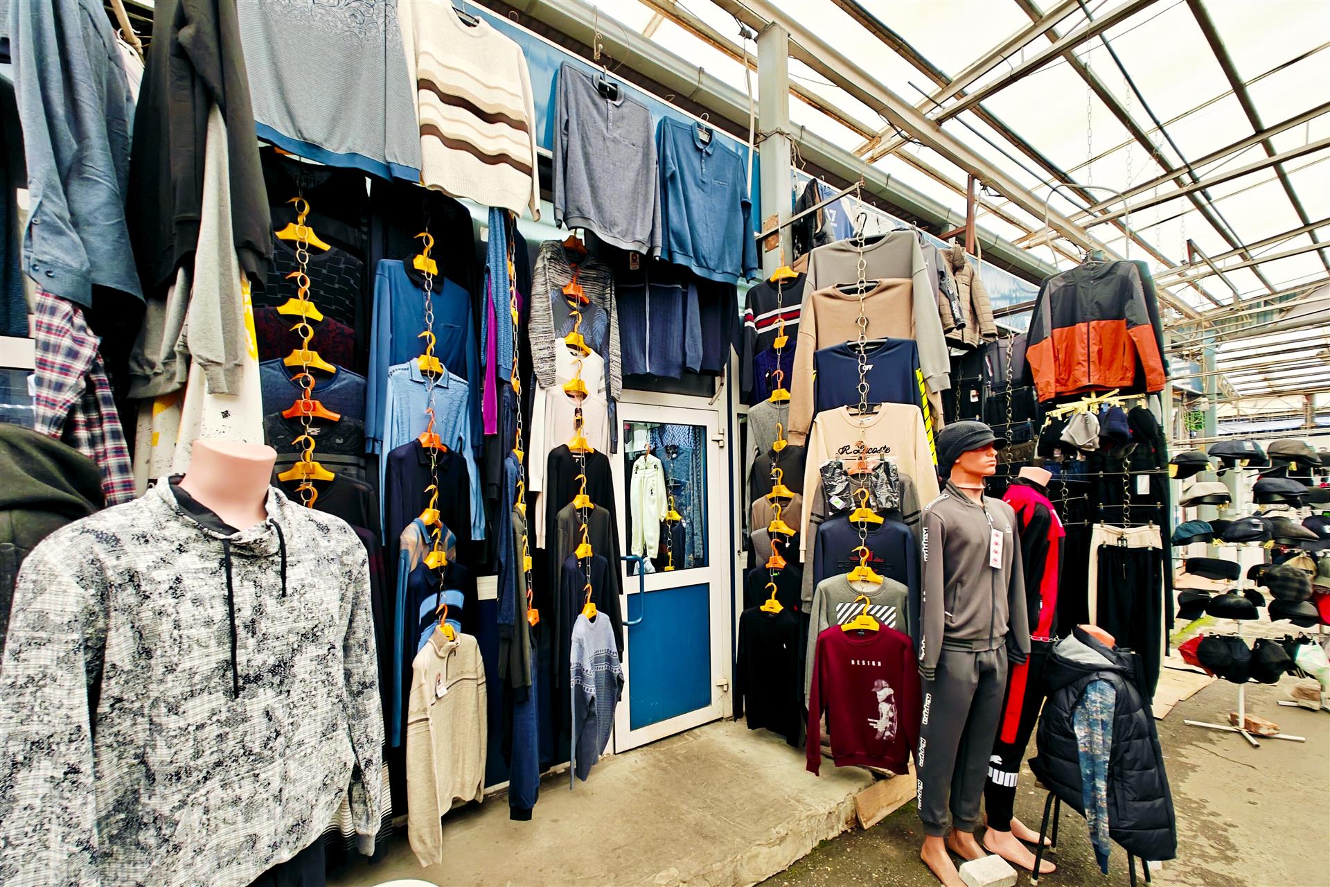 Фото №5: Коммерция 12 м² - Краснодар, Центральный внутригородской округ, мкр. Центральный, ул. Красноармейская, 62