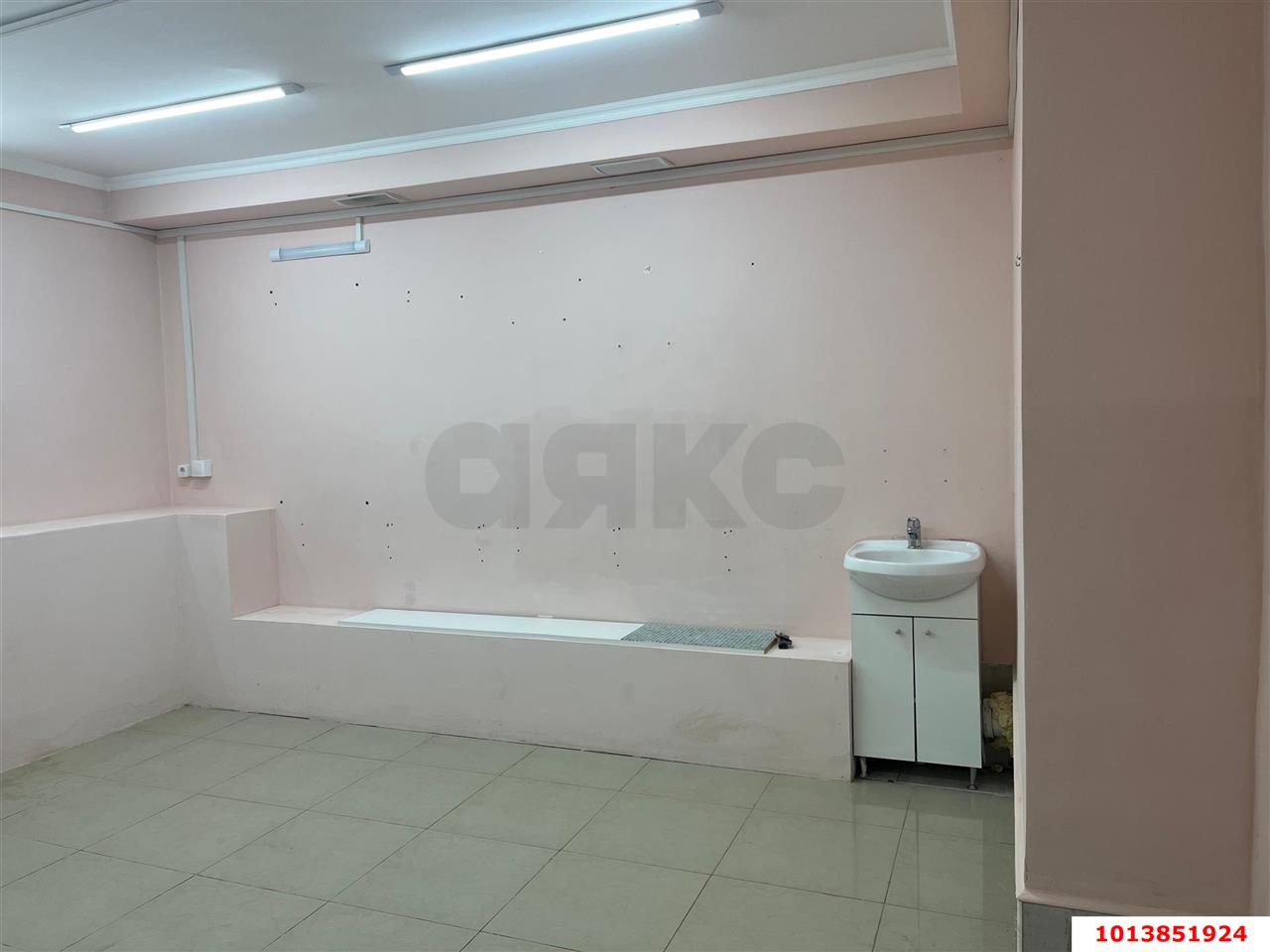 Фото №6: Офисное помещение 26 м² - Краснодар, Западный внутригородской округ, ул. Бабушкина, 295