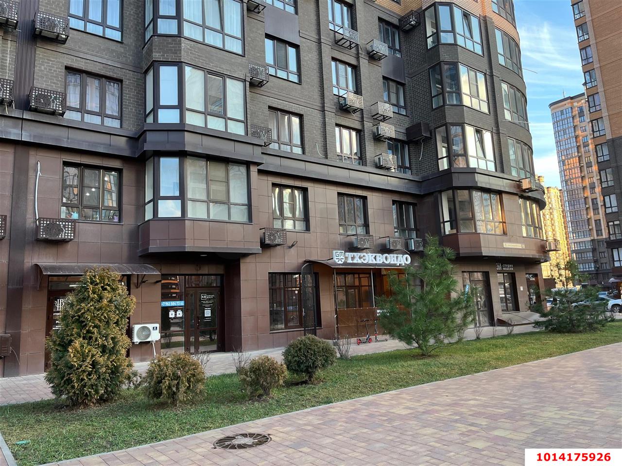 Фото №2: Торговое помещение 48 м² - Краснодар, Достояние, ул. Григория Булгакова, 10