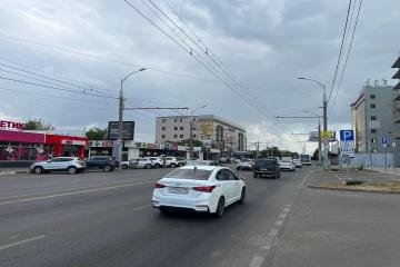 Фото №2: Коммерция 75 м² - Краснодар, мкр. Микрохирургии глаза, ул. Красных Партизан, 4/4