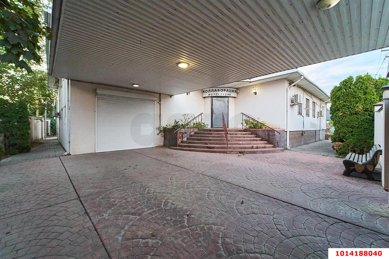 Фото №2: Дом 479 м² + 8.37 сот. - Краснодар, Калинино, ул. Российская, 421