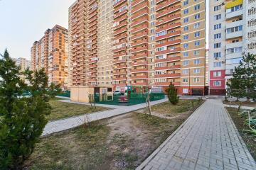 Фото №3: 1-комнатная квартира 40 м² - Краснодар, мкр. Гидростроителей, пр-кт имени писателя Знаменского, 9к2