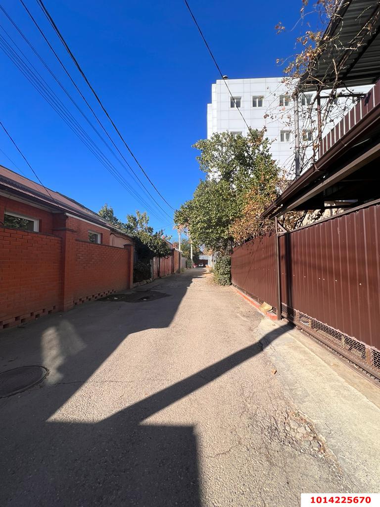 Фото №4: Часть дома 62 м² + 1 сот. - Краснодар, ул. Володи Головатого, 414