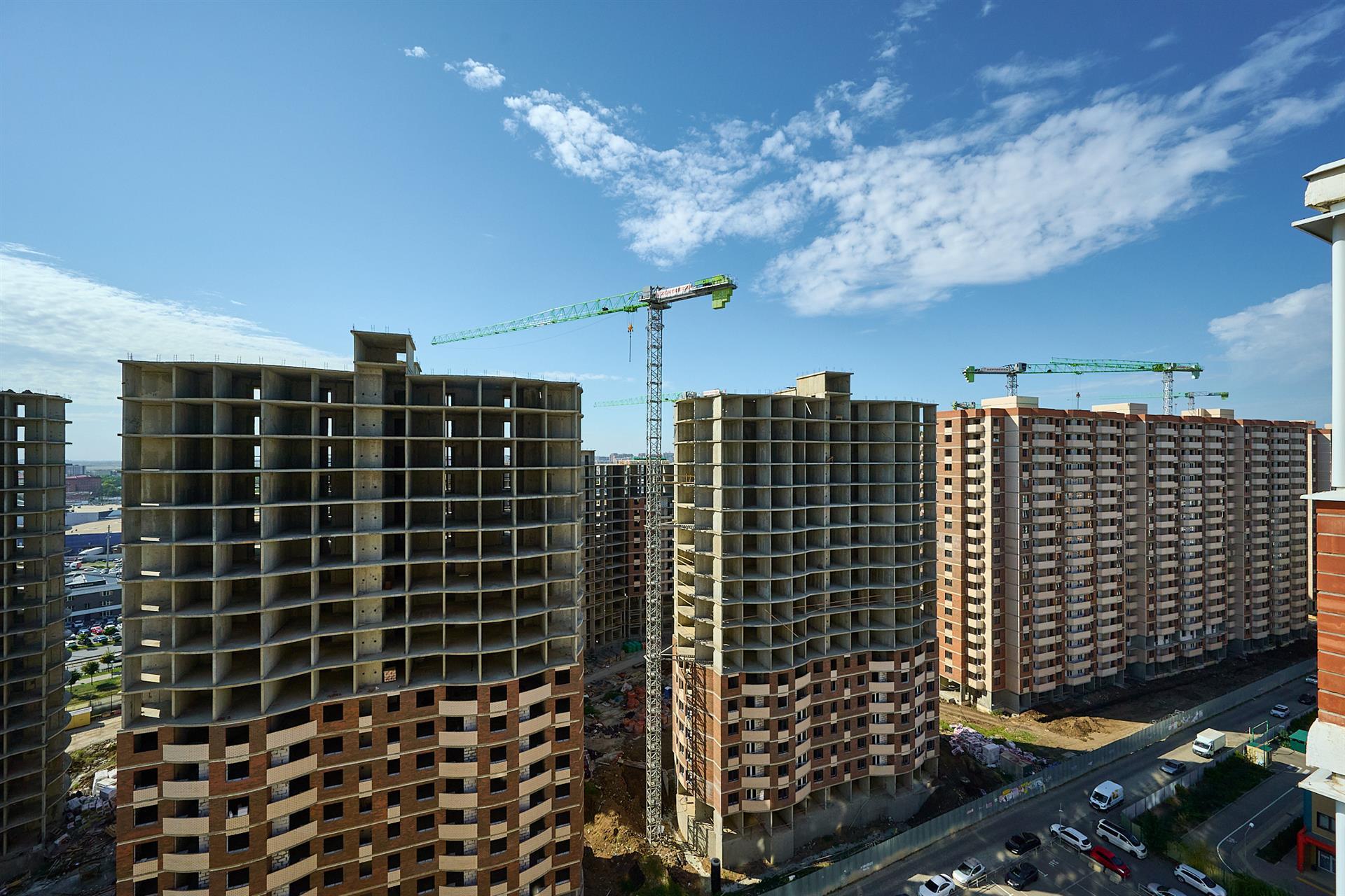 Фото №6: 2-комнатная квартира 68 м² - Краснодар, Прикубанский внутригородской округ, Завод Радиоизмерительных Приборов, жилой комплекс Времена Года 3, мкр. имени Петра Метальникова, ул. Цезаря Куникова, 24к1