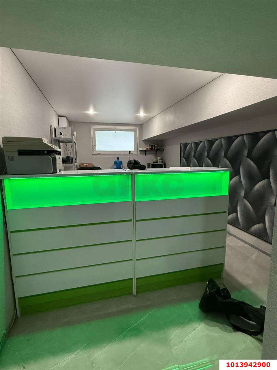 Фото №1: Торговое помещение 80 м² - Краснодар, Краевая Клиническая Больница, ул. Восточно-Кругликовская, 79