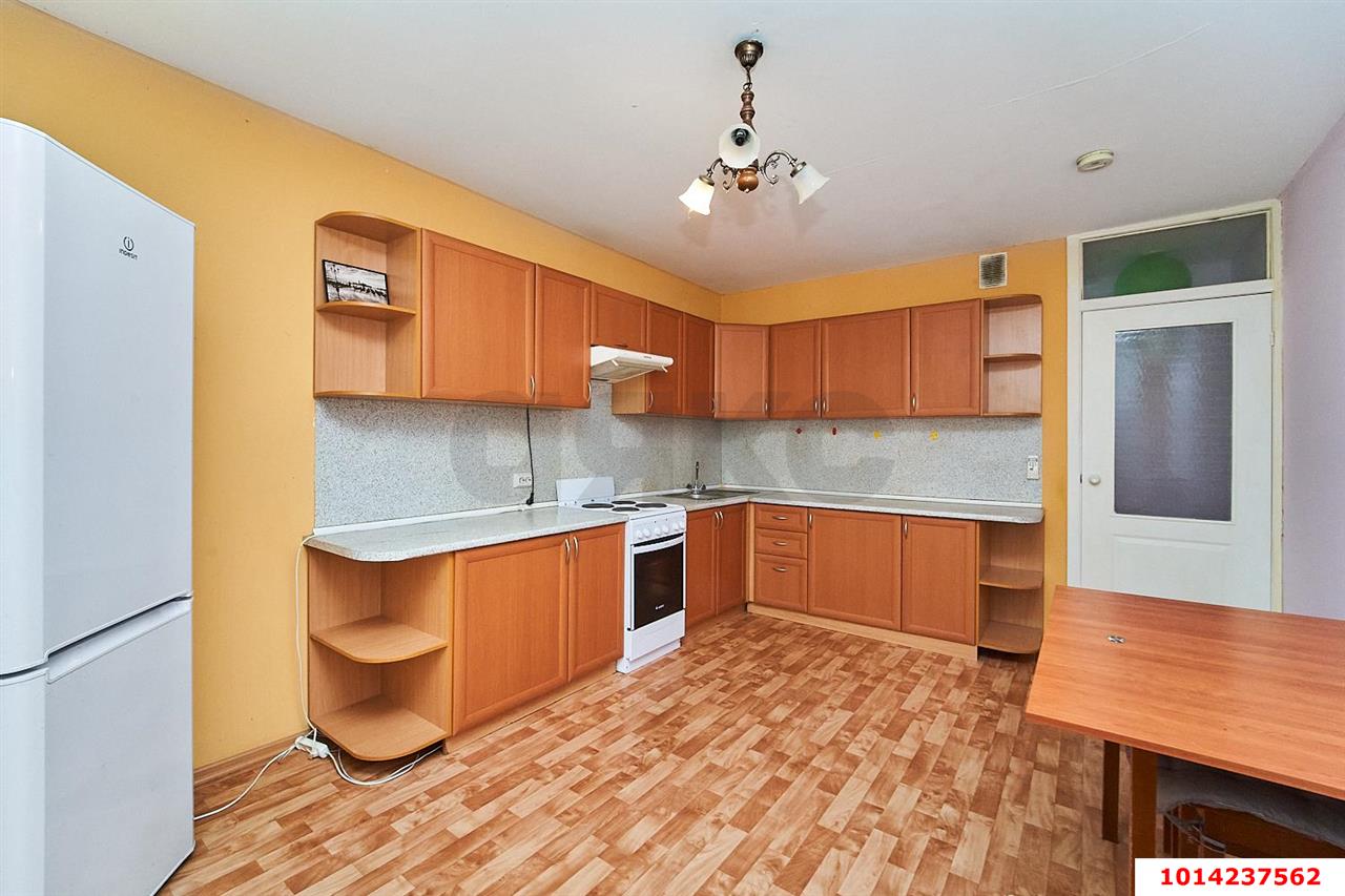 Фото №3: 2-комнатная квартира 69 м² - Краснодар, Прикубанский внутригородской округ, мкр. Репино, пр-д Репина