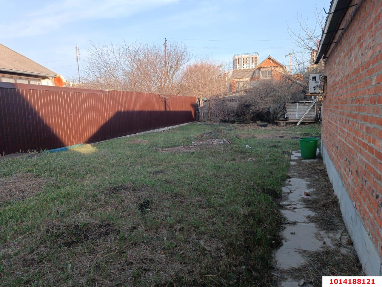 Фото №1: Дом 30 м² + 3.84 сот. - Краснодар, Животновод, ул. Солнечная, 457