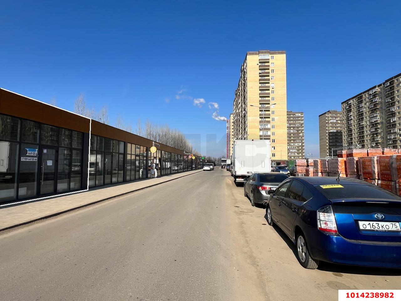 Фото №2: Торговое помещение 31 м² - Краснодар, Прикубанский внутригородской округ, ул. Лётчика Позднякова, 2сБ