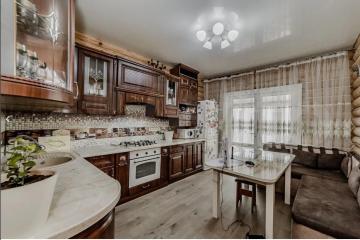 Фото №2: Дом 210 м² - Новотитаровская, ул. Луначарского, 9/1