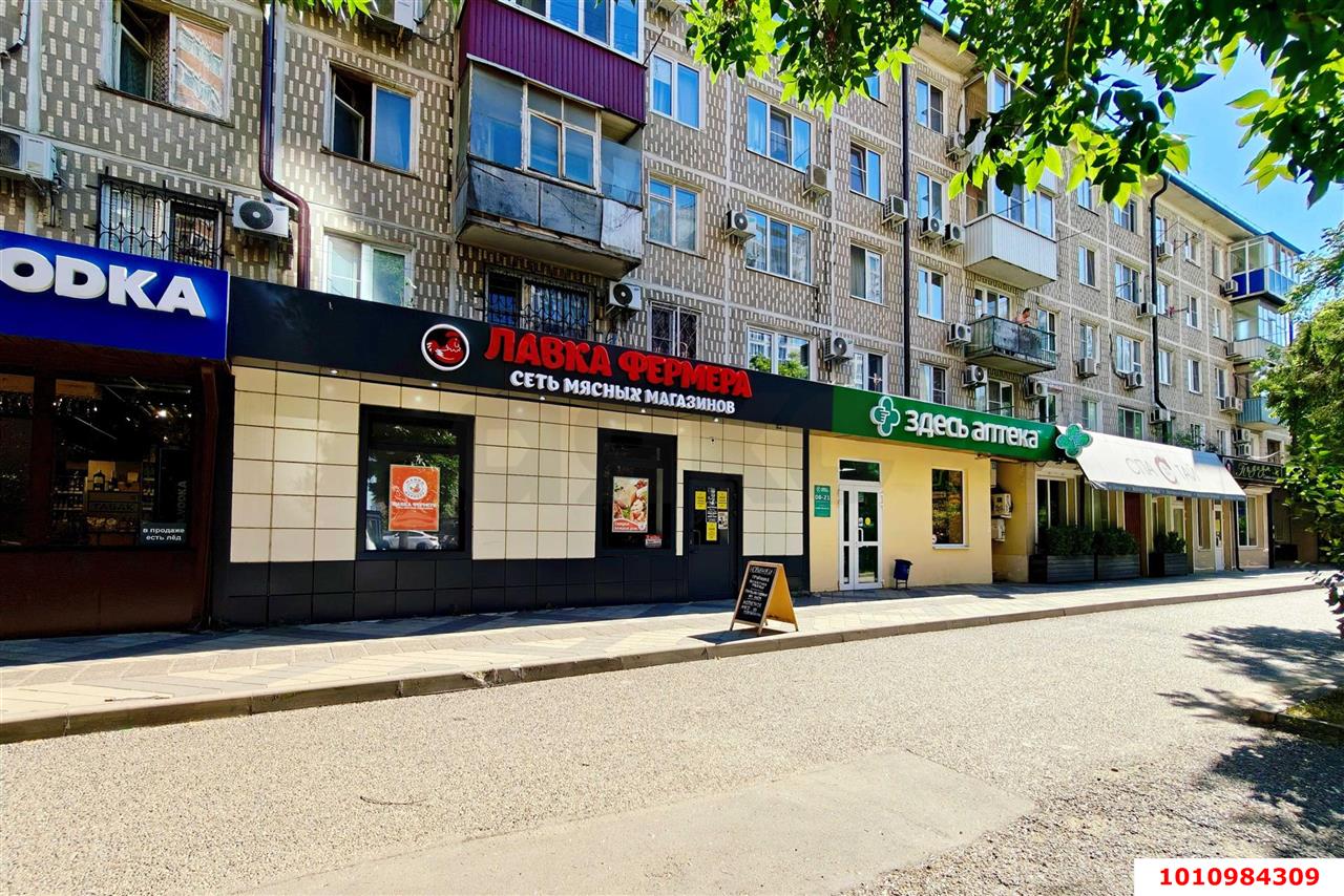 Фото №18: Торговое помещение <span class="whitespace-nowrap">932 м²</span>, <span class="whitespace-nowrap">5 эт.</span> - Краснодар, Прикубанский внутригородской округ, мкр. Фестивальный, ул. Яна Полуяна, 50