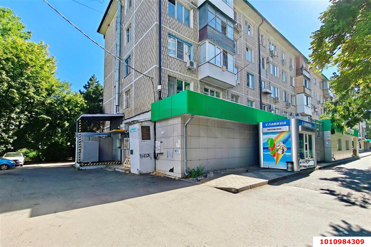 Фото №19: Торговое помещение <span class="whitespace-nowrap">932 м²</span>, <span class="whitespace-nowrap">5 эт.</span> - Краснодар, Прикубанский внутригородской округ, мкр. Фестивальный, ул. Яна Полуяна, 50