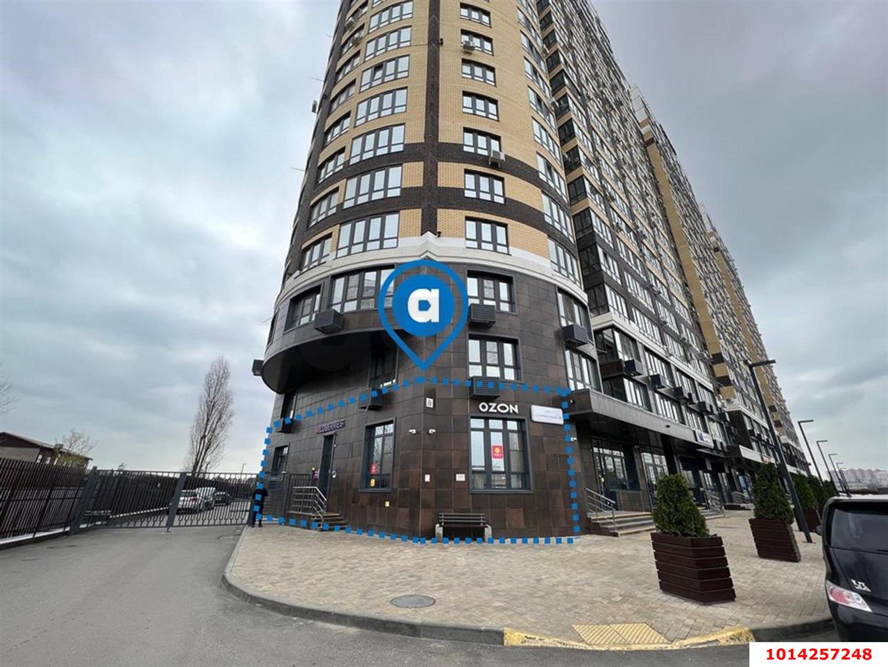 Фото №1: Торговое помещение 95 м² - Краснодар, жилой комплекс Элегант, ул. Старокубанская, 139