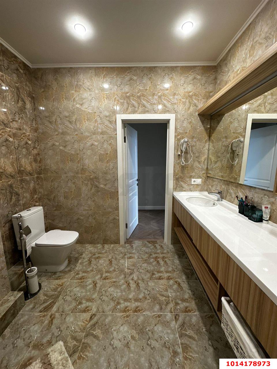 Фото №9: Дом 225 м² + 1.9 сот. - Кабардинка, п. коттеджный  Маяк, ул. Капитана Котанова, 3