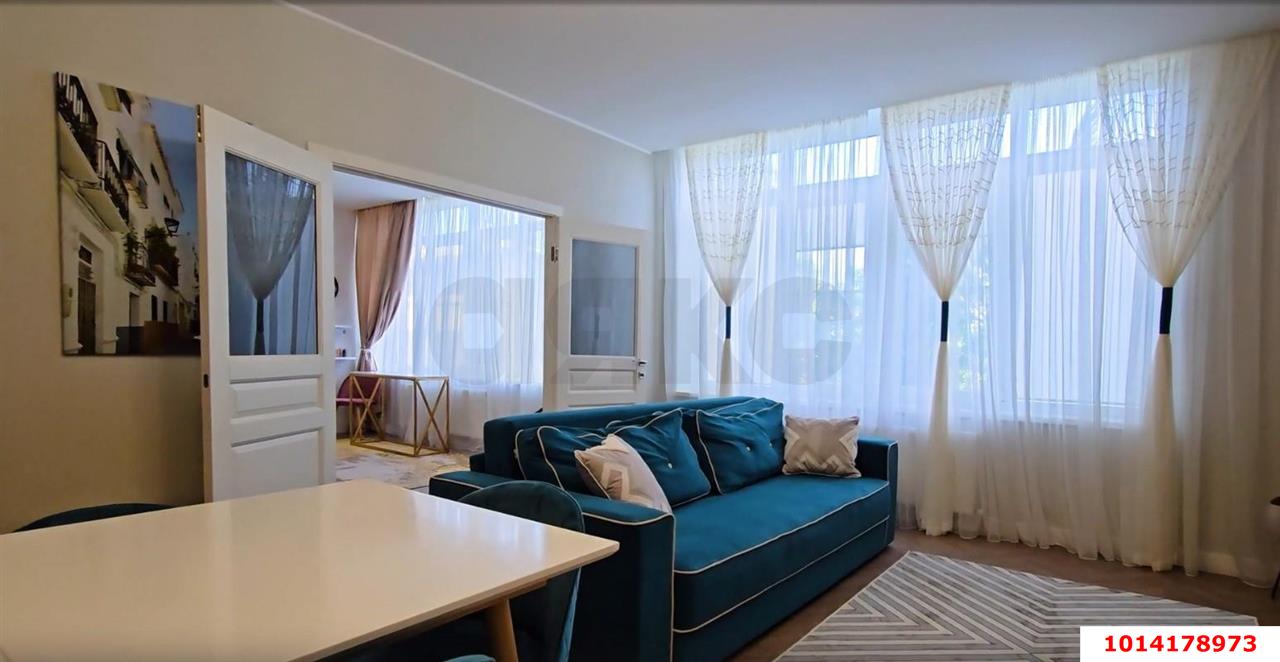 Фото №4: Дом 225 м² + 1.9 сот. - Кабардинка, п. коттеджный  Маяк, ул. Капитана Котанова, 3