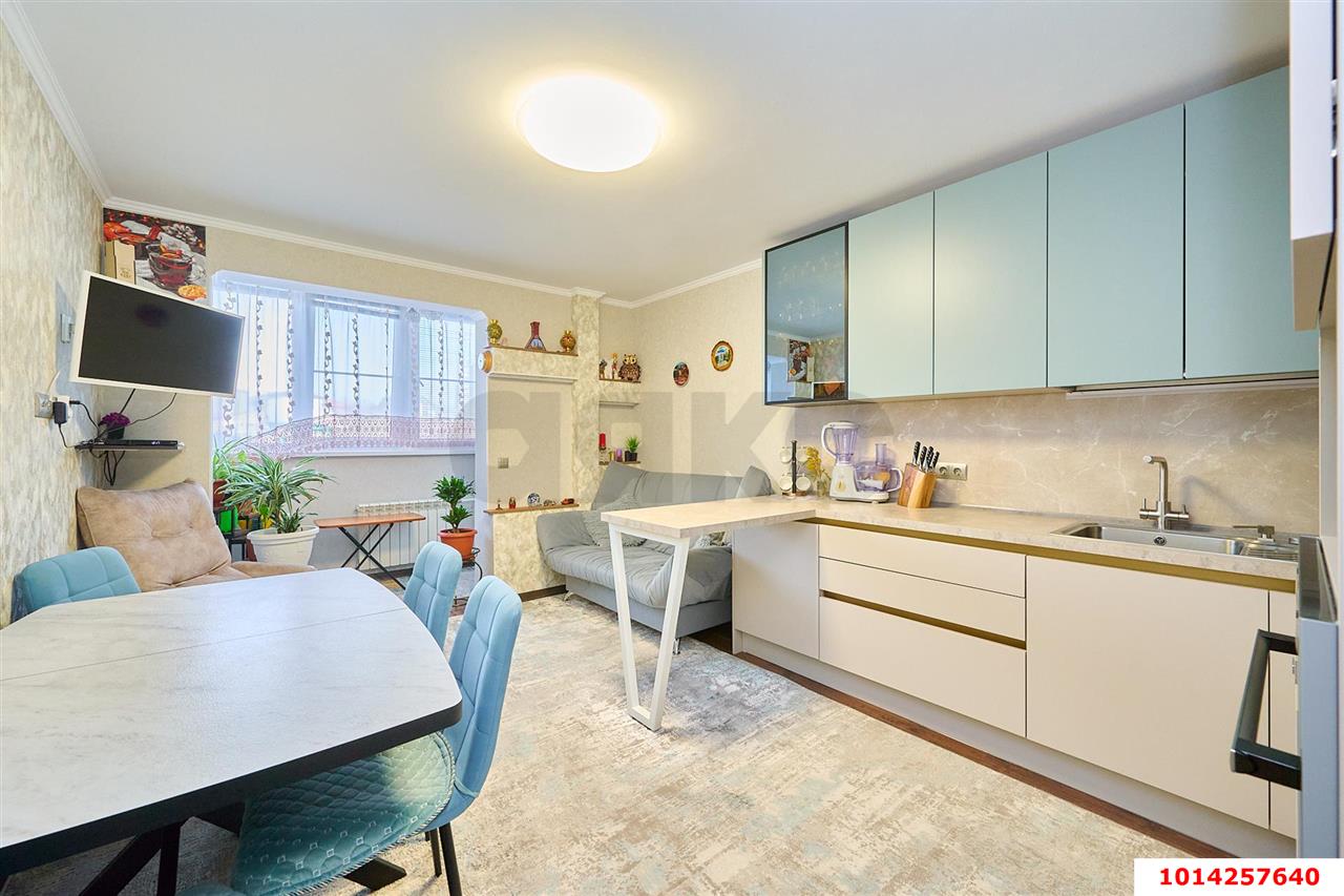 Фото №1: 2-комнатная квартира 67 м² - Краснодар, Дубинка, ул. Линейная, 21