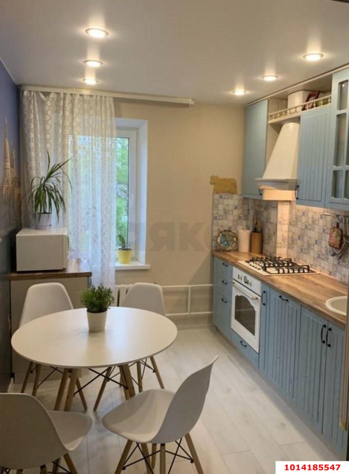 Фото №1: 3-комнатная квартира 72 м² - Краснодар, Юбилейный, ул. Думенко, 10