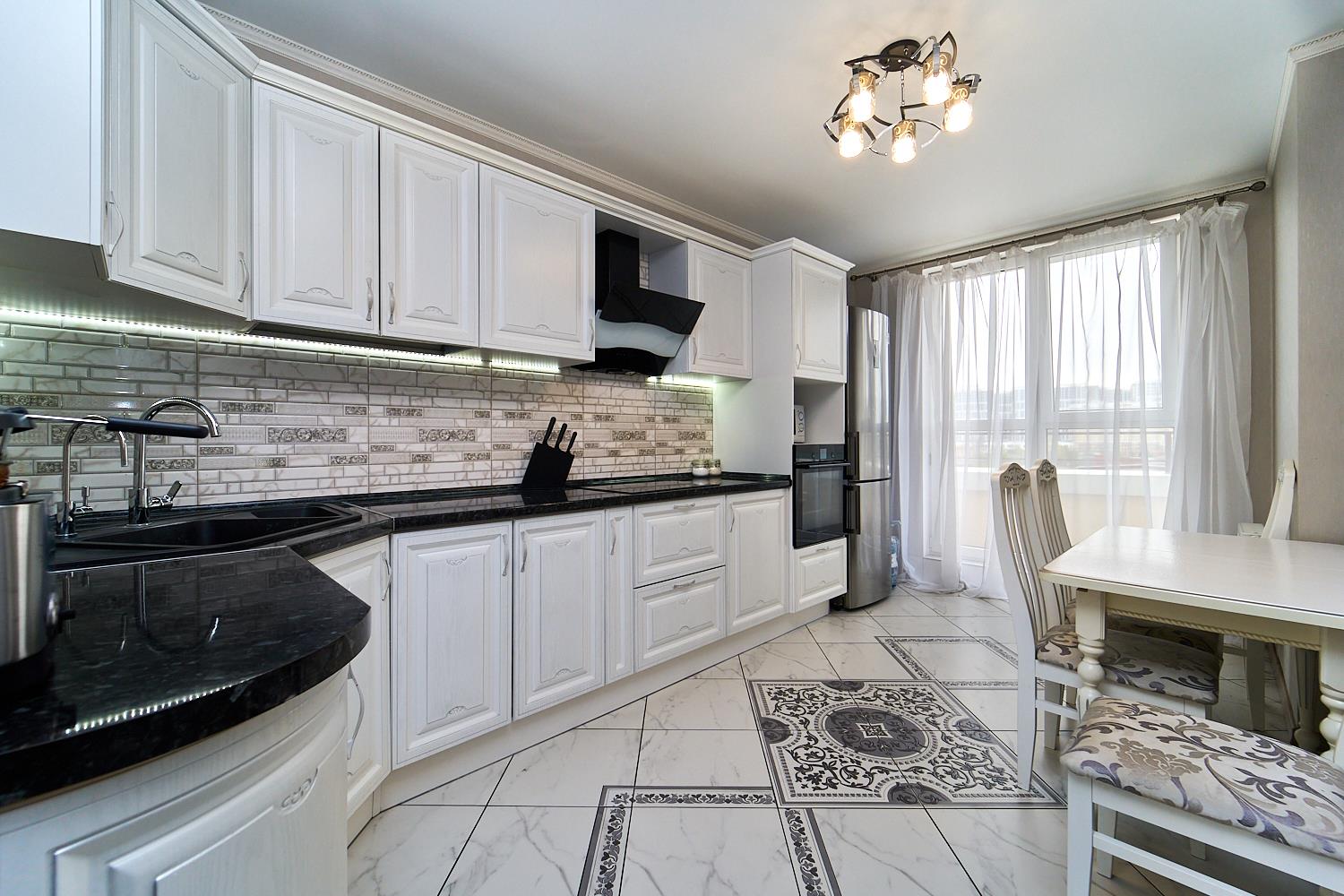 Фото №1: 1-комнатная квартира 41 м² - Краснодар, Центральный внутригородской округ, Центральный, мкр. ЖК Большой, ул. Красная, 176лит5/2