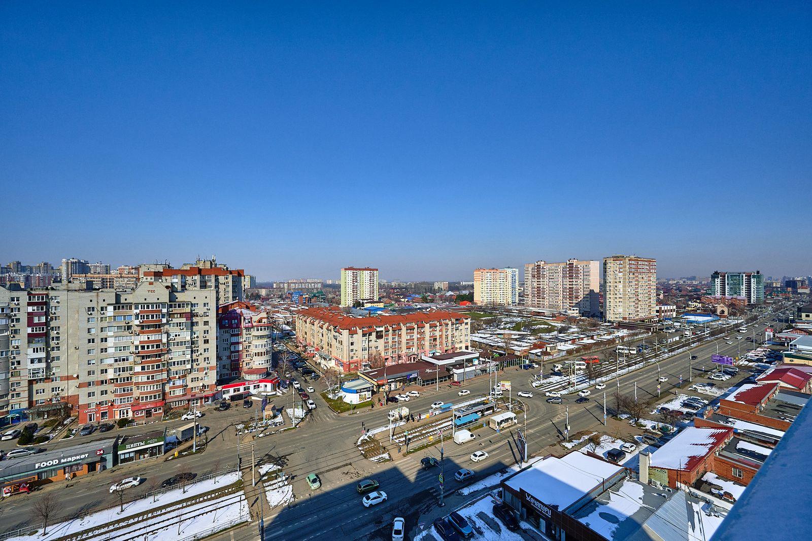 Фото №14: 3-комнатная квартира 127 м² - Краснодар, Западный внутригородской округ, мкр. Юбилейный, пр-кт Чекистов, 42