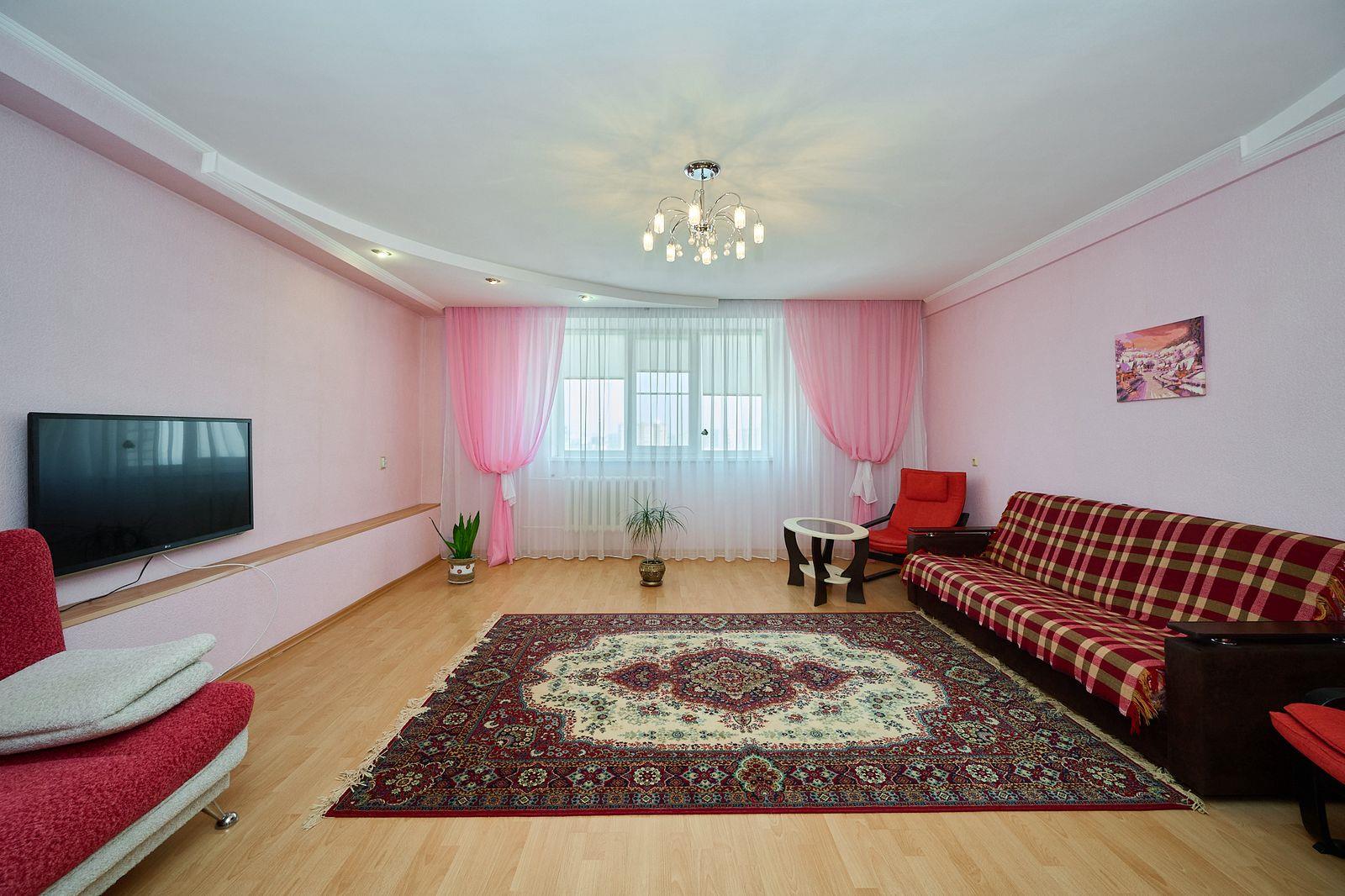 Фото №4: 3-комнатная квартира 127 м² - Краснодар, Западный внутригородской округ, мкр. Юбилейный, пр-кт Чекистов, 42