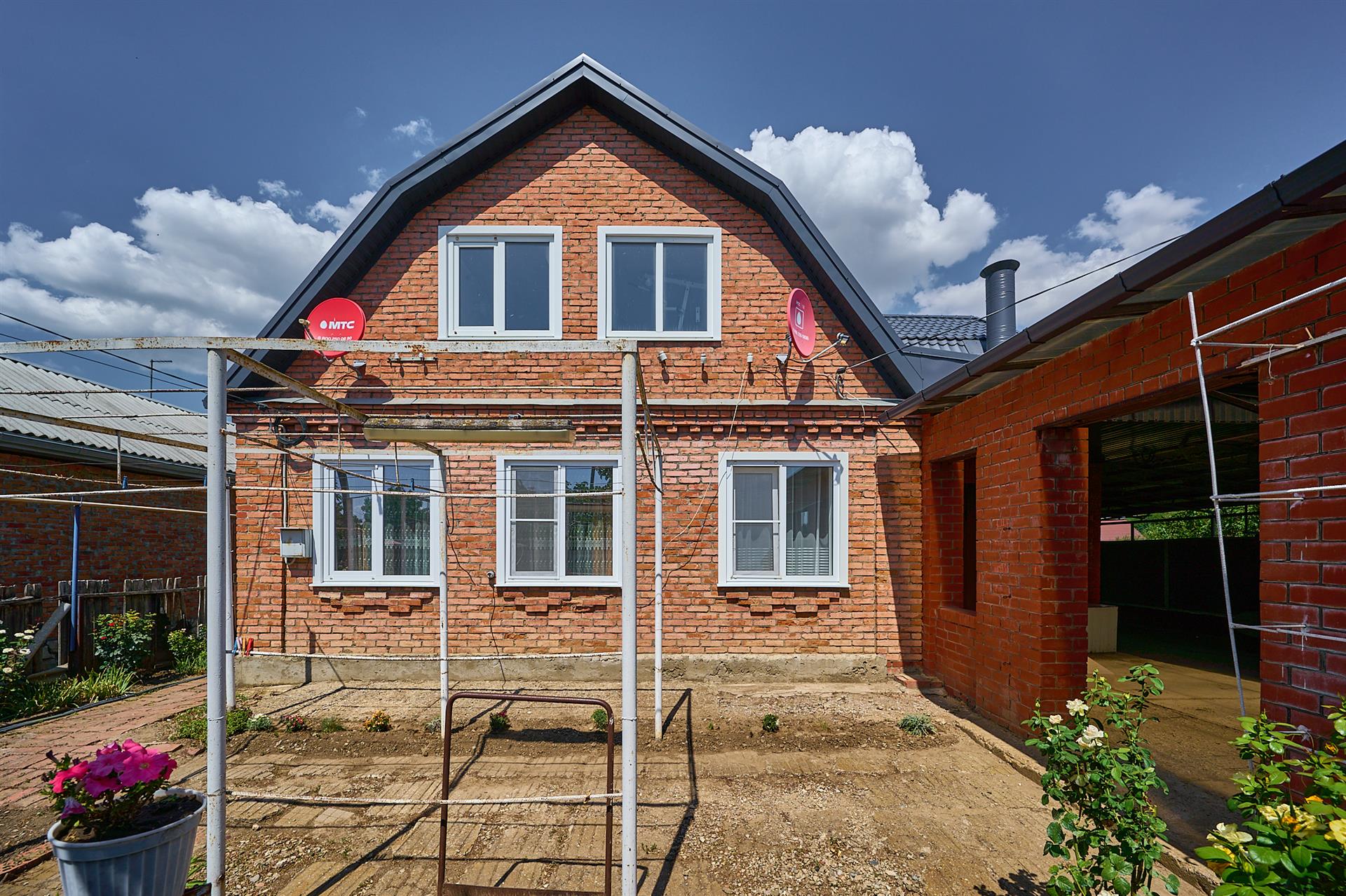 Фото №2: Дом 213 м² + 24.9 сот. - Марьянская, ул. Штанько, 31