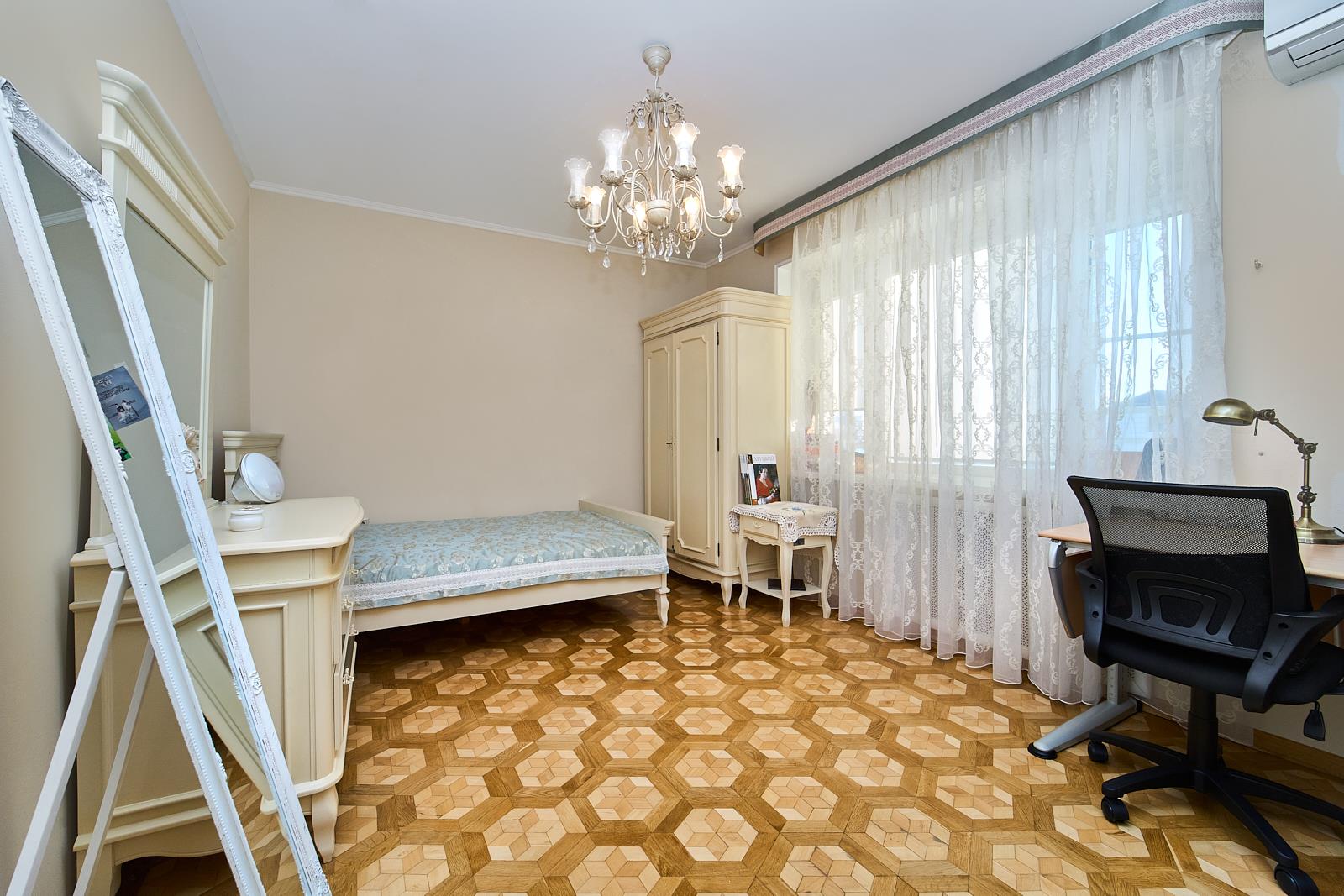 Фото №6: 3-комнатная квартира 102 м² - Краснодар, Центральный внутригородской округ, мкр. Центральный, ул. Промышленная, 43А