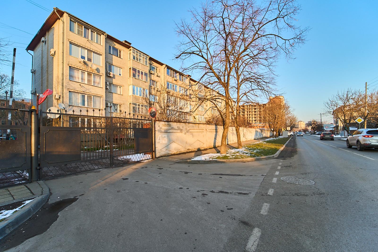 Фото №7: 3-комнатная квартира 102 м² - Краснодар, Центральный внутригородской округ, мкр. Центральный, ул. Промышленная, 43А