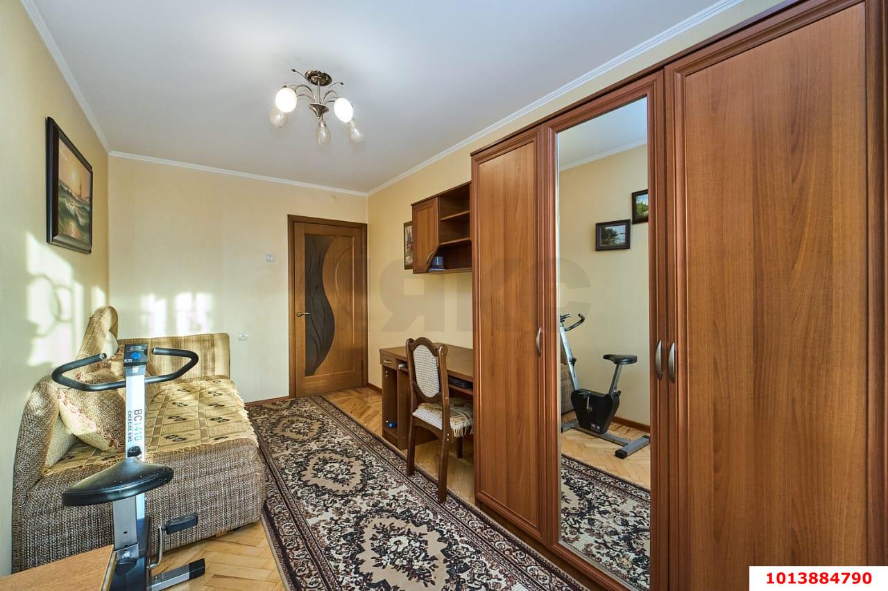 Фото №2: 4-комнатная квартира 75 м² - Краснодар, Гидростроителей, мкр. Карасунский внутригородской округ, ул. имени Игнатова, 51