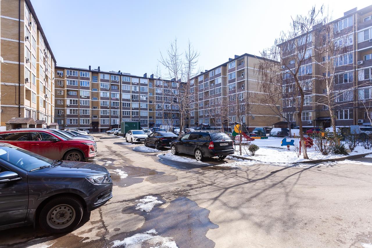 Фото №14: 1-комнатная квартира 41 м² - Краснодар, Прикубанский внутригородской округ, Завод Радиоизмерительных Приборов, мкр. Музыкальный, ул. имени Сергея Есенина, 94