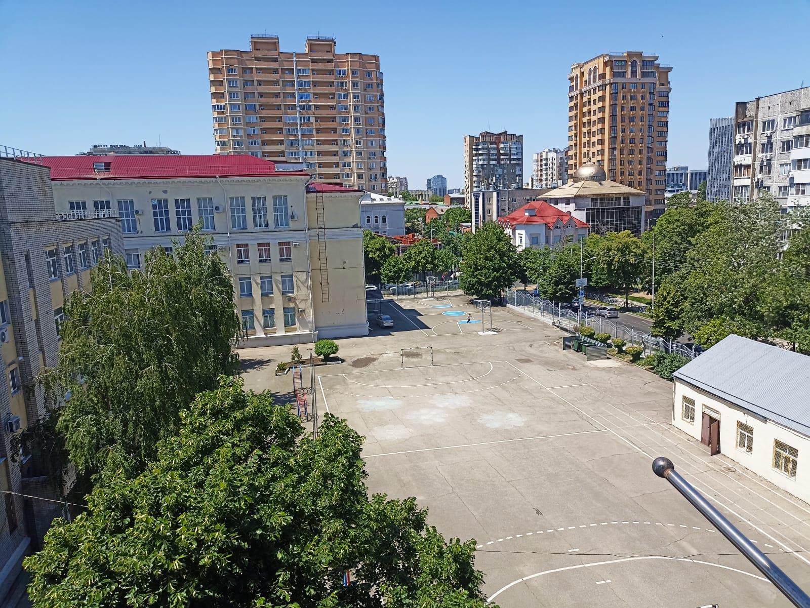 Фото №1: 1-комнатная квартира 49 м² - Краснодар, Центральный внутригородской округ, мкр. Центральный, ул. Ленина, 71