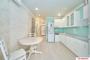 Фото №1: 1-комнатная квартира 42 м² - Краснодар, мкр. Панорама, ул. Восточно-Кругликовская, 28/2
